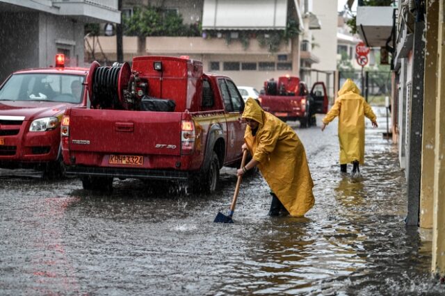 Έντονα καιρικά φαινόμενα σε Δυτική Στερέα, Ήπειρο και Ιόνιο – Η εξέλιξη του καιρού τις επόμενες ώρες