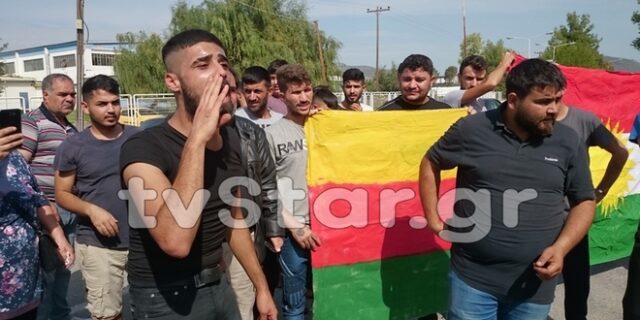 Ριτσώνα: Οι κούρδοι κλαίνε και διαμαρτύρονται για την εισβολή στη Συρία