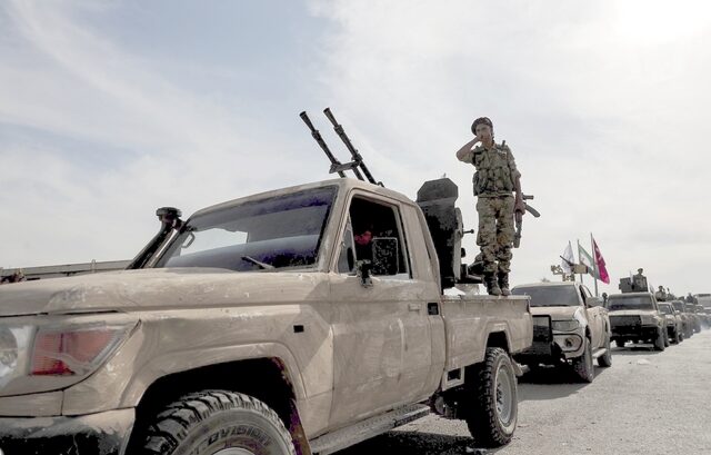 Εισβολή στη Συρία: Κινδύνευσαν άμεσα Αμερικανοί στρατιωτικοί στο Κομπάνι – Στους 415 οι νεκροί Κούρδοι