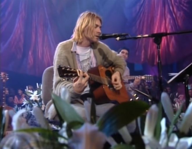 Στο σφυρί η ζακέτα που φορούσε ο Κερτ Κομπέιν στα MTV Unplugged το 1993