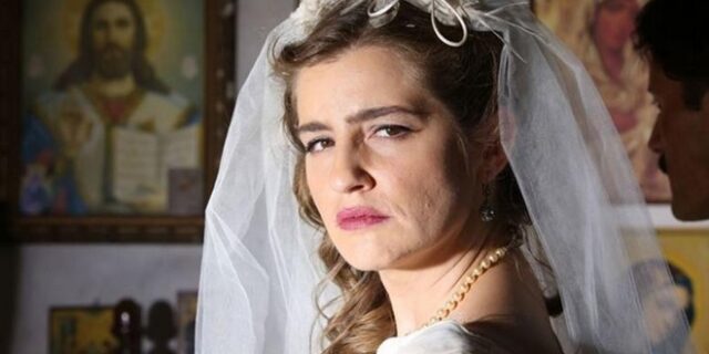Άγριες Μέλισσες: Η Μαρία Κίτσου “τρολάρει” τη Λενιώ