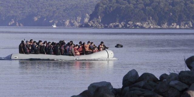 ΚΚΕ: Απαράδεκτα τα σχέδια για πλωτό φράγμα στο Αιγαίο