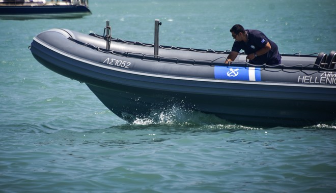 Σύγκρουση σκάφους του λιμενικού με λέμβο που μετέφερε μετανάστες στην Κω: Νεκρό το 3χρονο αγοράκι