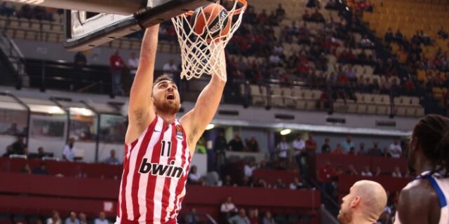 Ολυμπιακός: Νίκησε άνετα τη Βαλένθια