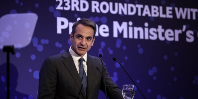 Μητσοτάκης: “Αναστολή ΦΠΑ στις οικοδομές – Άδικες οι χρεώσεις στις τραπεζικές συναλλαγές”