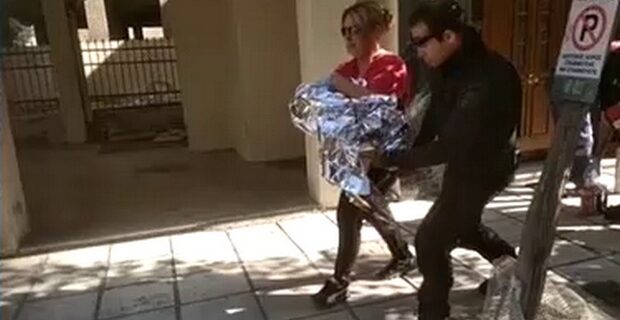 Θεσσαλονίκη: Στη ΜΕΘ το νεογνό που βρέθηκε εγκαταλειμμένο σε είσοδο πολυκατοικίας