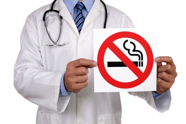 Η στάση των επαγγελματιών υγείας, κλειδί για τη διακοπή του καπνίσματος