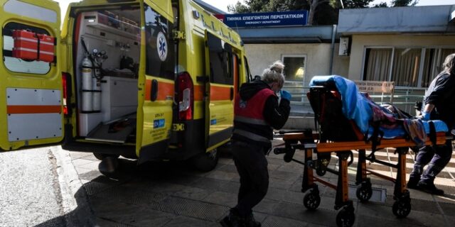 Αμαλιάδα: Στο Παίδων Πάτρας ο 15χρονος που μαχαιρώθηκε στο σχολείο του – “Τρόμαξε πολύ” λένε οι γιατροί