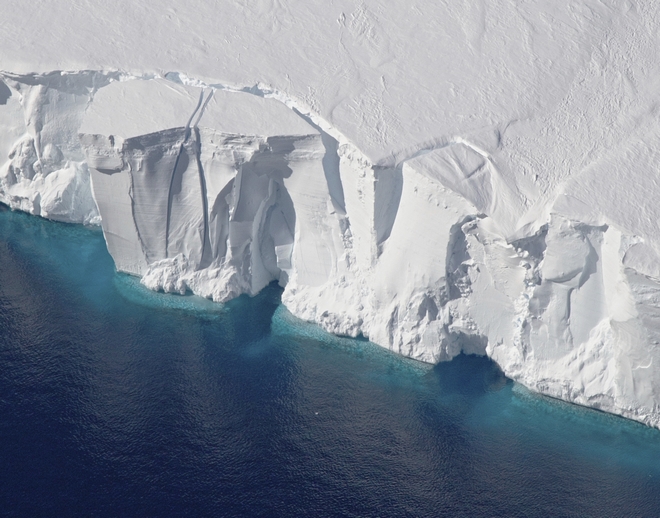 Ανταρκτική: Αποκολλήθηκε παγόβουνο 15 φορές στο μέγεθος του Παρισιού