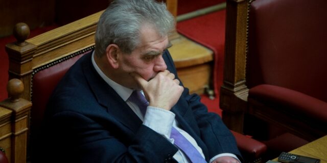 “Χαμηλών πτήσεων” η εκπροσώπηση της Νέας Δημοκρατίας στην Προανακριτική Επιτροπή