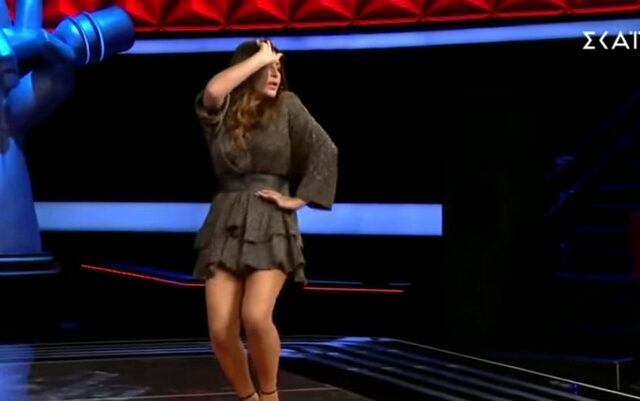 The Voice: Το εκρηκτικό τσιφτετέλι της Έλενας Παπαρίζου άναψε φωτιές