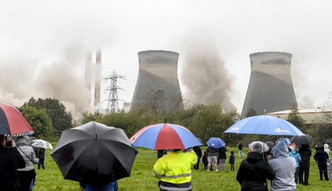 Βρετανία: Κατεδάφιση εργοστασίου παραγωγής ηλεκτρισμού σε 10 δευτερόλεπτα