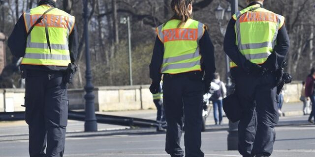 Επιχείρησε να σώσει από ληστεία ανάπηρη γυναίκα – Τον πέταξαν στις γραμμές του μετρό