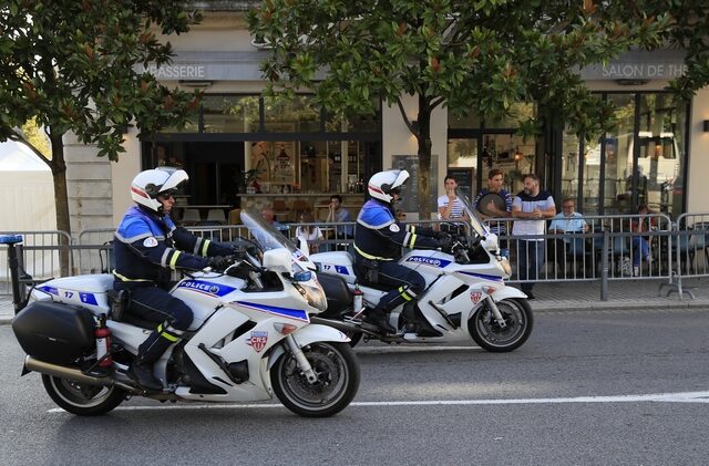 Ιταλία: Ληστής σε αστυνομικό τμήμα έκλεψε όπλο από αστυνομικό – Δύο νεκροί και τρεις τραυματίες