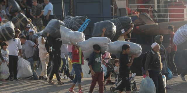 Μόρια: Γροθιά στο στομάχι από την El Pais