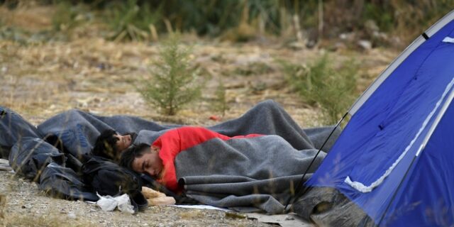 SOS από ΟΗΕ: Οι αιτούντες άσυλο να μεταφερθούν άμεσα από τα νησιά στην ενδοχώρα