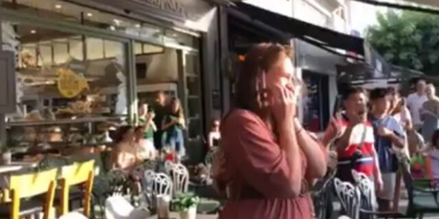 Ηράκλειο: Την άφησε “άφωνη” – Πρόταση γάμου υπερπαραγωγή, με λύρες και μαντινάδες