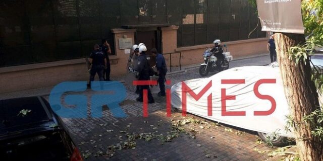 Θεσσαλονίκη: “Εισβολή” ατόμων στο τουρκικό προξενείο