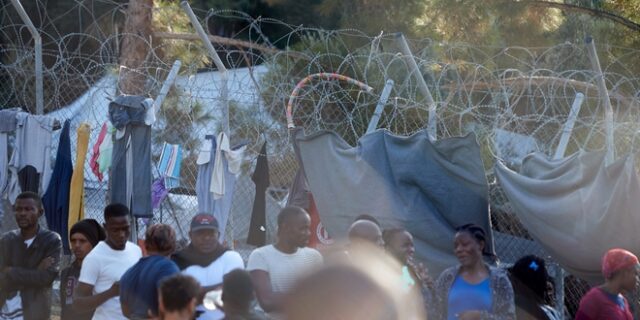 “Όχι” των νησιωτών Β. Αιγαίου στην πρόταση για κλειστά κέντρα κράτησης μεταναστών