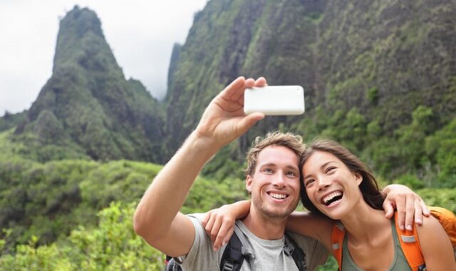 Θάνατοι από selfies: Τα θύματα, οι αιτίες και τα μέτρα που παίρνουν οι αρχές