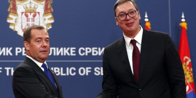 Μεντβέντεφ: Ανοιχτή η Ρωσία σε διάλογο με την ΕΕ για τις κυρώσεις