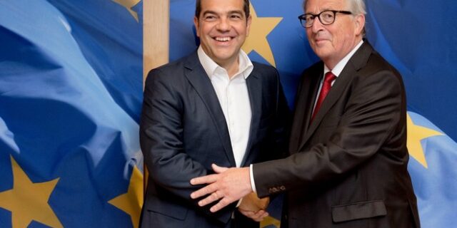 Τσίπρας σε Γιούνκερ: Να εφαρμοστούν οι κυρώσεις κατά της Τουρκίας