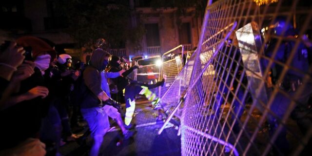 Καταλονία: Λαϊκός ξεσηκωμός και άγρια επεισόδια