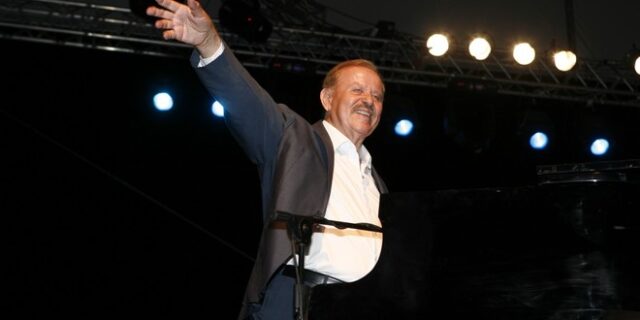 Γιάννης Σπανός: Τα πρώτα του βήματα, το Παρίσι και η “έκρηξη” του πολιτικού τραγουδιού