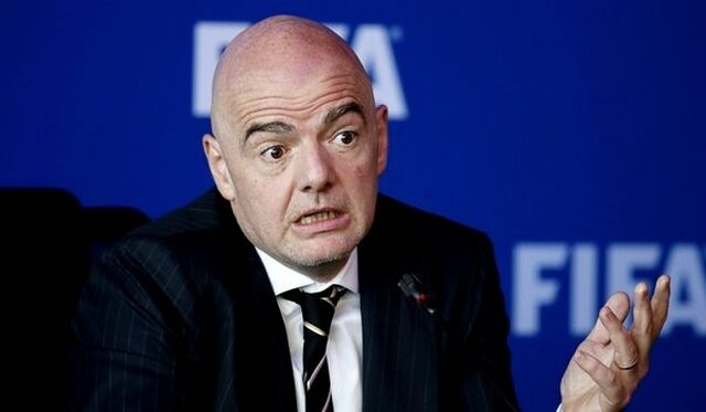 Η FIFA εξετάζει δια βίου αποκλεισμό για ρατσιστικές συμπεριφορές