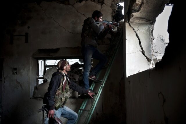 Θα συλλαμβάνονται οι ξένοι μαχητές που πολέμησαν με οποιαδήποτε πλευρά στη Συρία