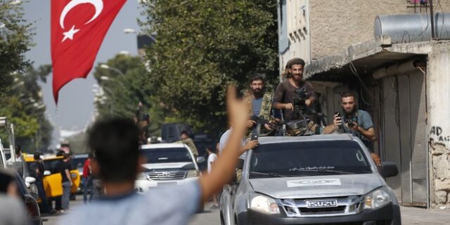 Συρία: Η Τουρκία προελαύνει, η ΕΕ καταδικάζει στα λόγια