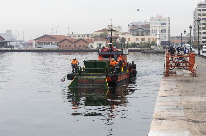 Θεσσαλονίκη: Κομπίνα εκατομμυρίων στο λιμάνι – Συνελήφθησαν επιχειρηματίες, ο Λιμενάρχης και πλοηγοί ρυμουλκών
