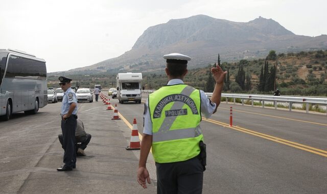 Χριστούγεννα: Αυξημένα μέτρα οδικής ασφάλειας στην επικράτεια μέχρι τα Θεοφάνεια