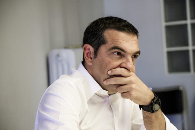 Ένας στους δυο βουλευτές του ΣΥΡΙΖΑ αρνείται να παραχωρήσει χρήματα και συνεργάτες στο κόμμα