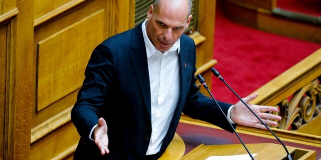 Βουλή: Επίθεση Βαρουφάκη στα κόμματα για τις εξορύξεις