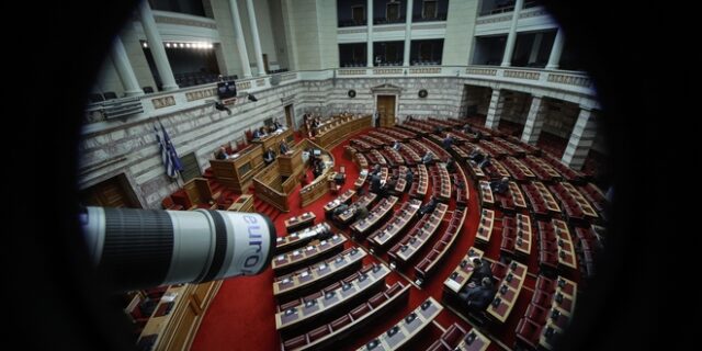 Συνταγματική αναθεώρηση: “Όχι” ΝΔ στον ΣΥΡΙΖΑ για απλή αναλογική στις αυτοδιοικητικές εκλογές