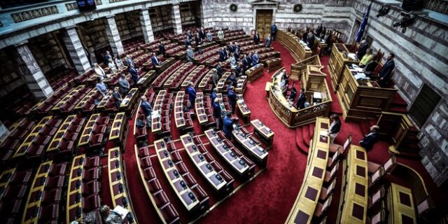 Τα παράδοξα και οι… συνειρμοί μιας πρότασης για το νέο τρόπο εκλογής Προέδρου της Δημοκρατίας