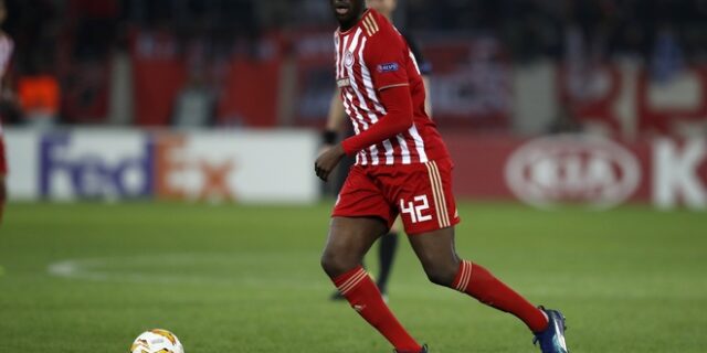 Γιάγια Τουρέ: “Η FIFA δεν ενδιαφέρεται για τον ρατσισμό”