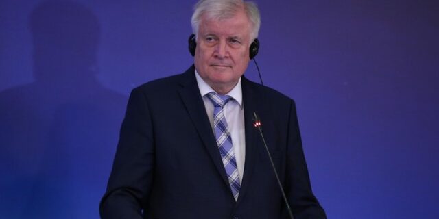 Ζεεχόφερ: Κίνδυνος επανάληψης της προσφυγικής κρίσης του 2015