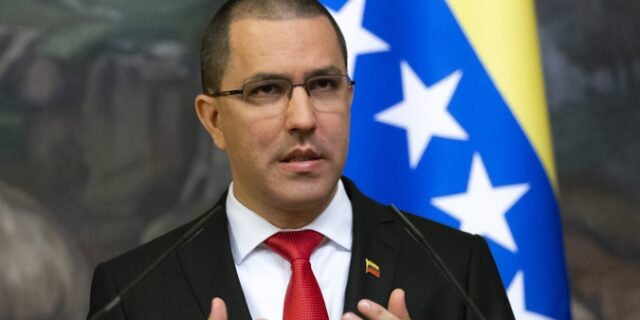 Εισβολή στην πρεσβεία της στην Βραζιλία καταγγέλλει η Βενεζουέλα