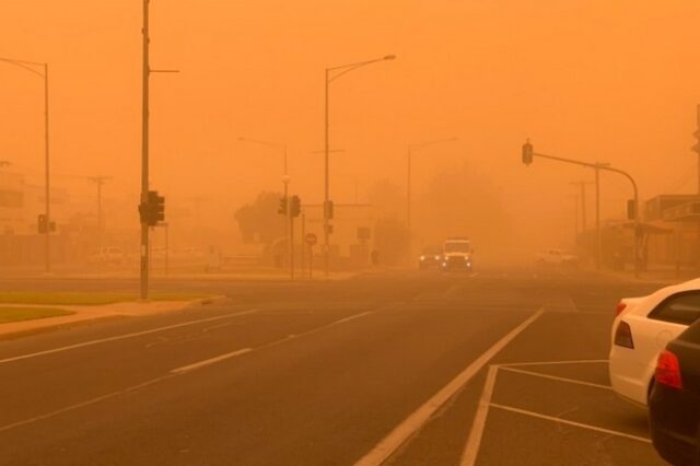 Εφιάλτης στην Αυστραλία: Πόλη πνίγεται στην σκόνη ενώ το θερμόμετρο δείχνει 40 βαθμούς