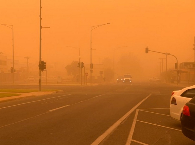 Εφιάλτης στην Αυστραλία: Πόλη πνίγεται στην σκόνη ενώ το θερμόμετρο δείχνει 40 βαθμούς