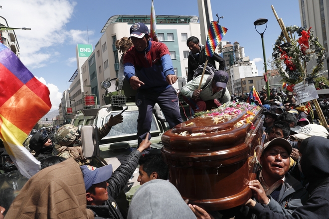 Βολιβία: Σταματούν οι αποκλεισμοί δρόμων ενόψει των συνομιλιών μεταξύ της κυβέρνησης και των διαδηλωτών