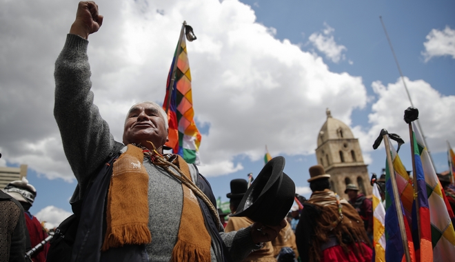 Βολιβία: Οι υποστηρικτές του Μοράλες διαδηλώνουν, η Καθολική Εκκλησία καλεί σε “διάλογο”