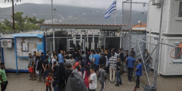 Κλείνει η Μόρια – Πέντε κλειστά κέντρα σε νησιά, 10 ελεγχόμενες δομές στην ενδοχώρα