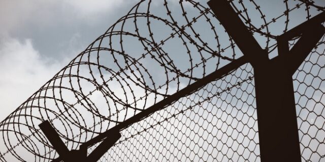Κίνα: Παρακολουθούν ακόμη και τις τουαλέτες σε στρατόπεδα συγκέντρωσης