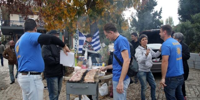 Ρατσιστικό μπάρμπεκιου στα Διαβατά – Ελάχιστοι στο κάλεσμα μίσους