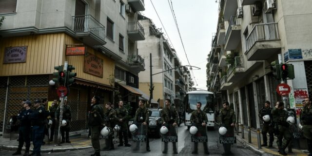 Χρυσοχοΐδης: Διορία 15 ημερών για να εκκενωθούν όλες οι καταλήψεις στην Επικράτεια