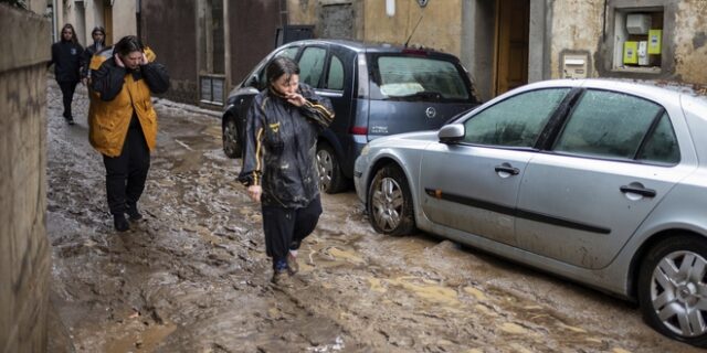 Γαλλία: Τέσσερις οι νεκροί από την κακοκαιρία που σάρωσε τη χώρα