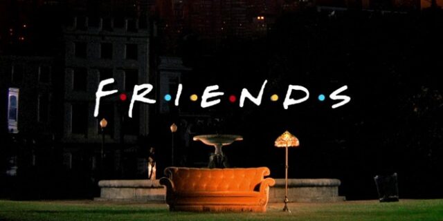 Friends: Στο “σφυρί” ο πορτοκαλί καναπές και άλλα αντικείμενα της σειράς